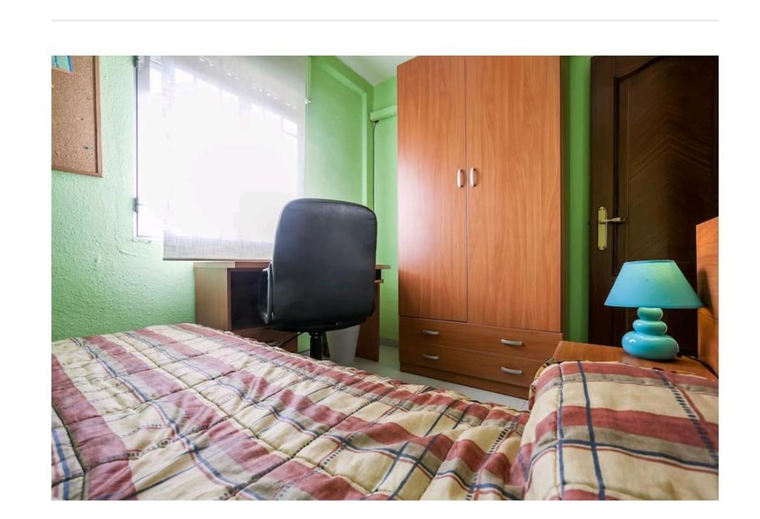 Piso Con Buena Red Wiffi Fibra Optica Alquiler De Habitaciones セビリア エクステリア 写真