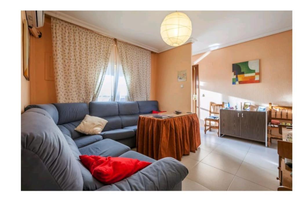 Piso Con Buena Red Wiffi Fibra Optica Alquiler De Habitaciones セビリア エクステリア 写真